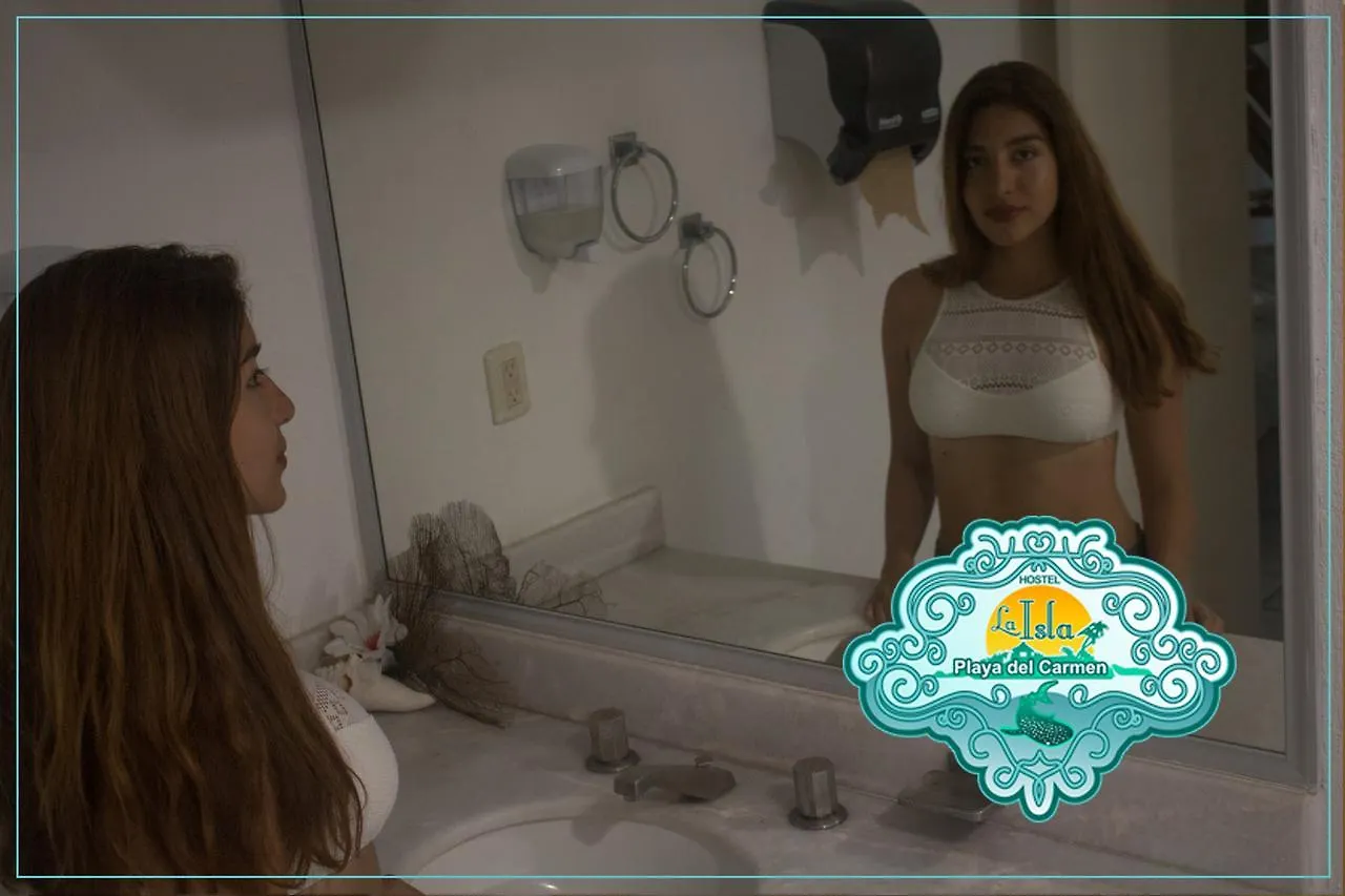 Hostel La Isla Playa Playa del Carmen Mexico