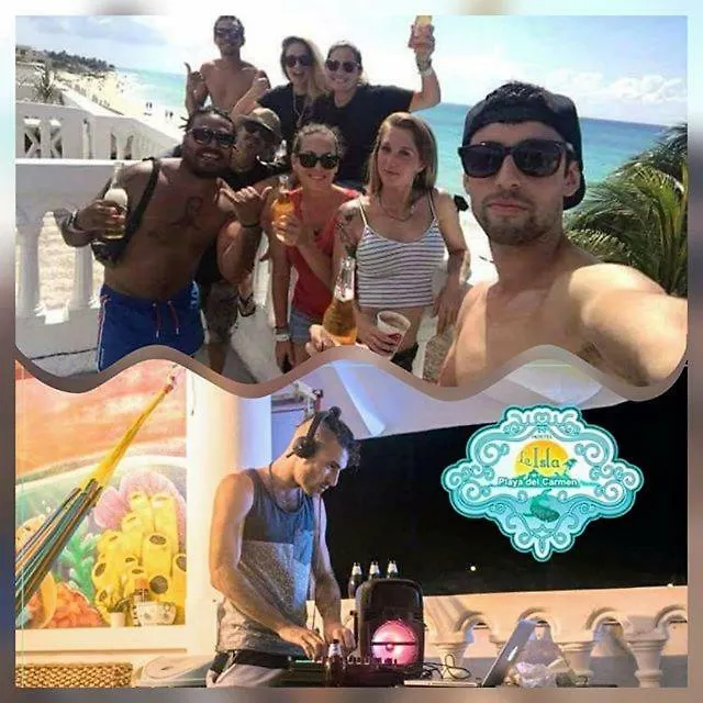 Hostel La Isla Playa location